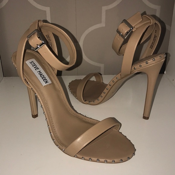 Steve Madden Piercing Heels Black Steve Madden Piercing Heels Black